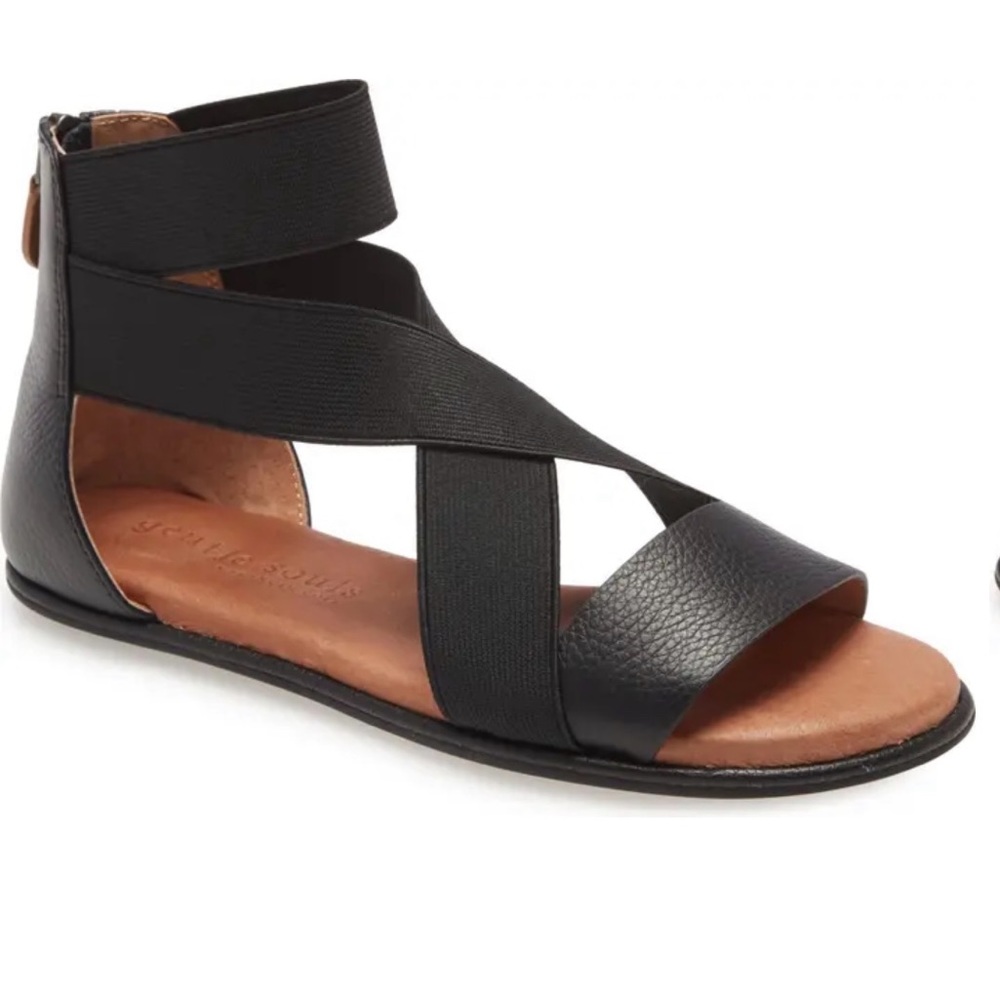Like New Gentle Soul Kenneth Cole Sandals Size 7.5